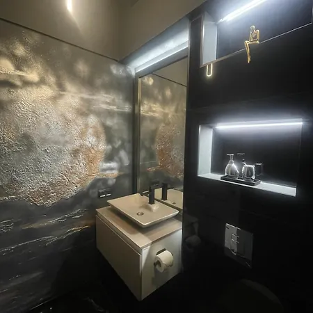 Mondden Duplex Penthouse *