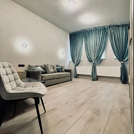 Mondden Duplex Penthouse Apartment